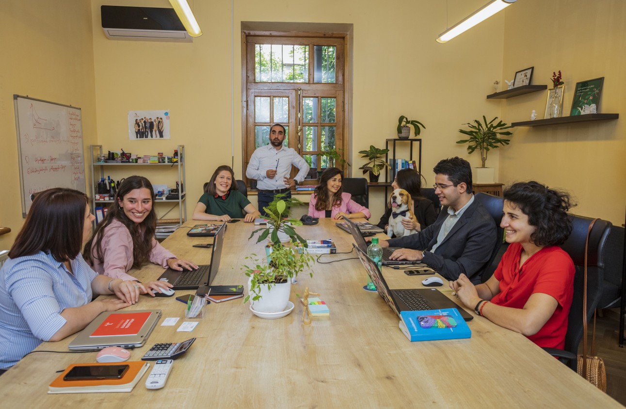 რა ტიპის სერვისებს გთავაზობთ?